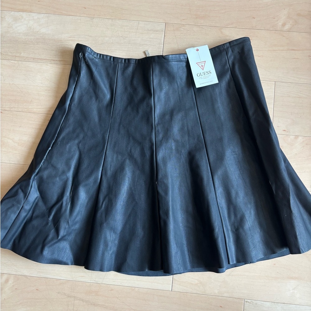 Guess Black Pleated A-Line Mini Skirt